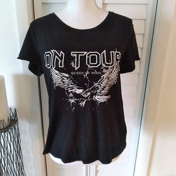 QUEEN of None Tour T-Shirt. Sz. S - Picture 4 of 6